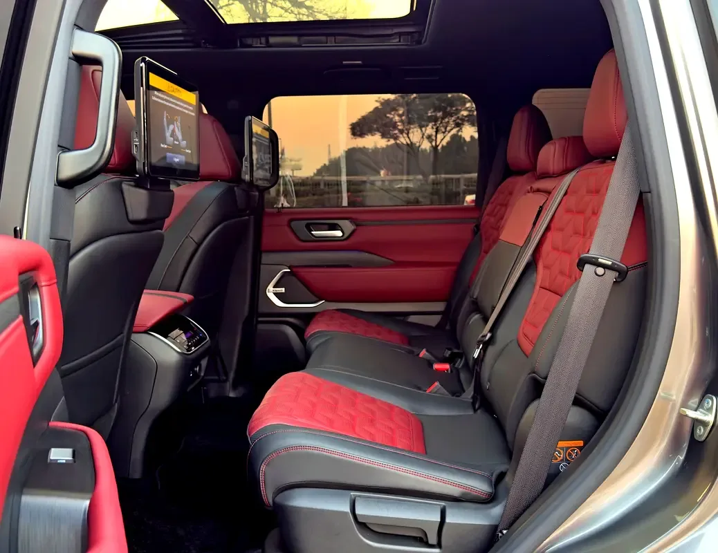 2025 Nissan Patrol, 13/13