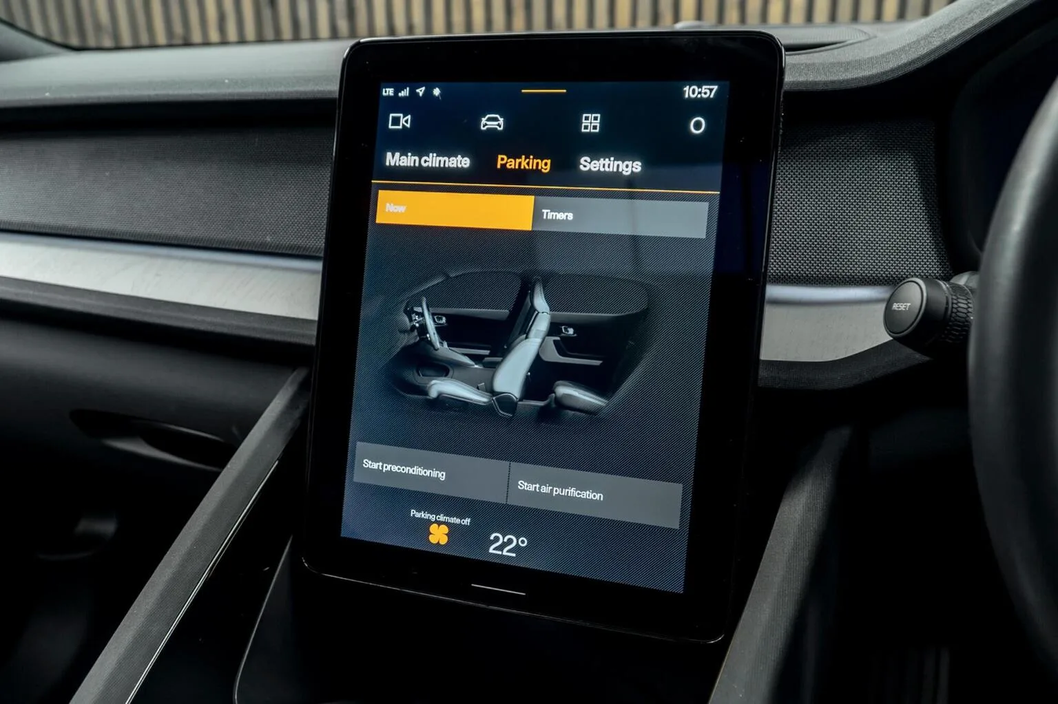 2025 Polestar Polestar 2 Long Range Dual Motor, 29/30