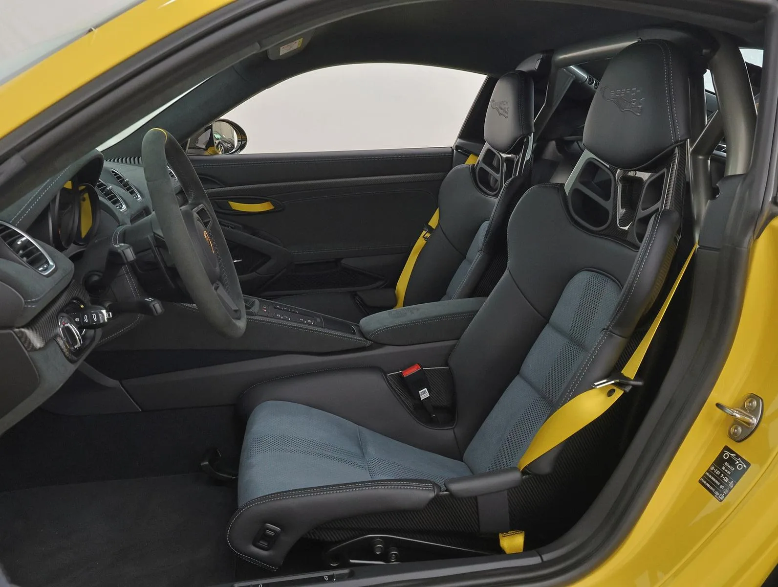 2025 Porsche 718 Cayman GT4 RS Weissach Package, 9/27