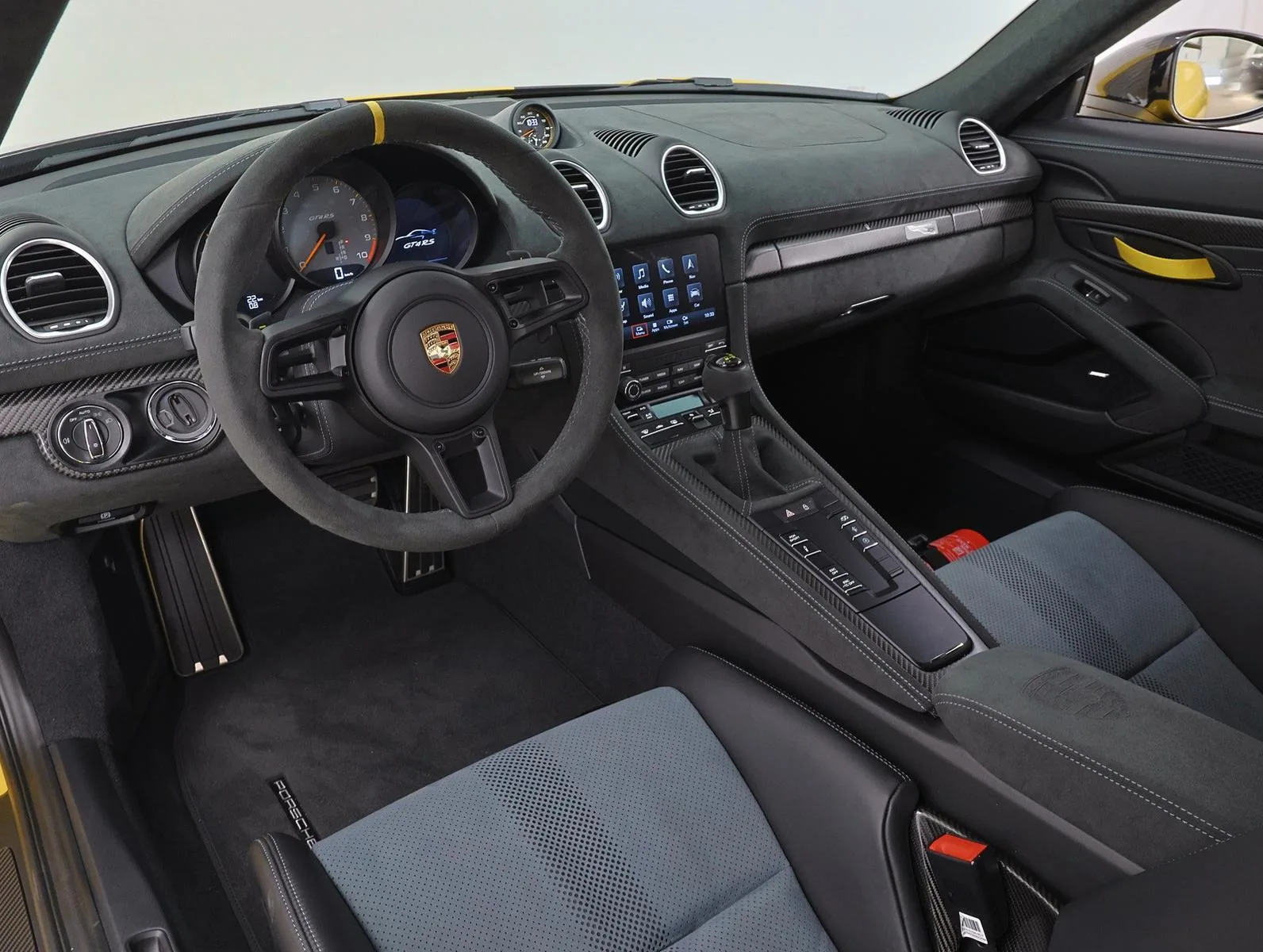 2025 Porsche 718 Cayman GT4 RS Weissach Package, 11/27