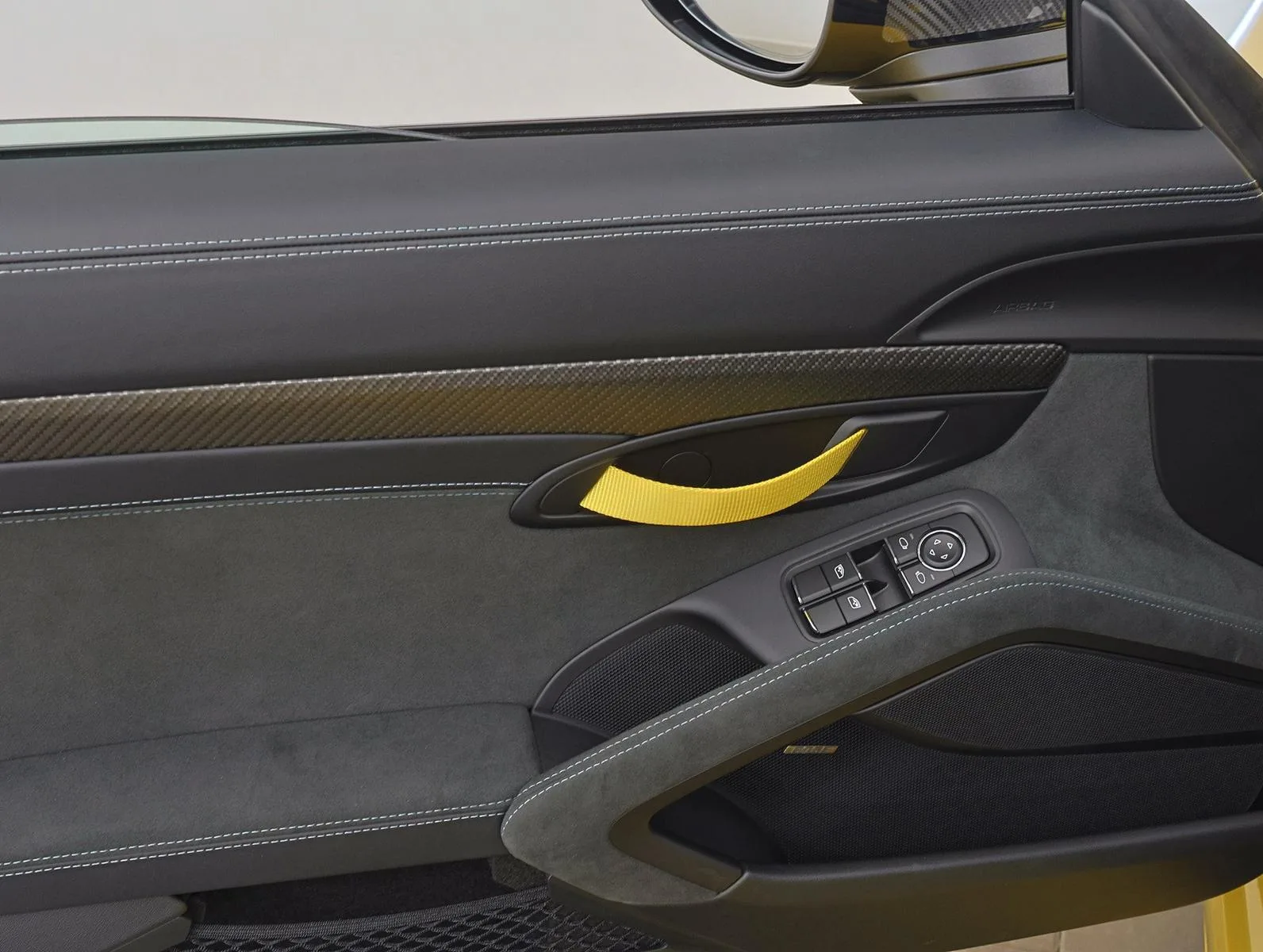 2025 Porsche 718 Cayman GT4 RS Weissach Package, 19/27