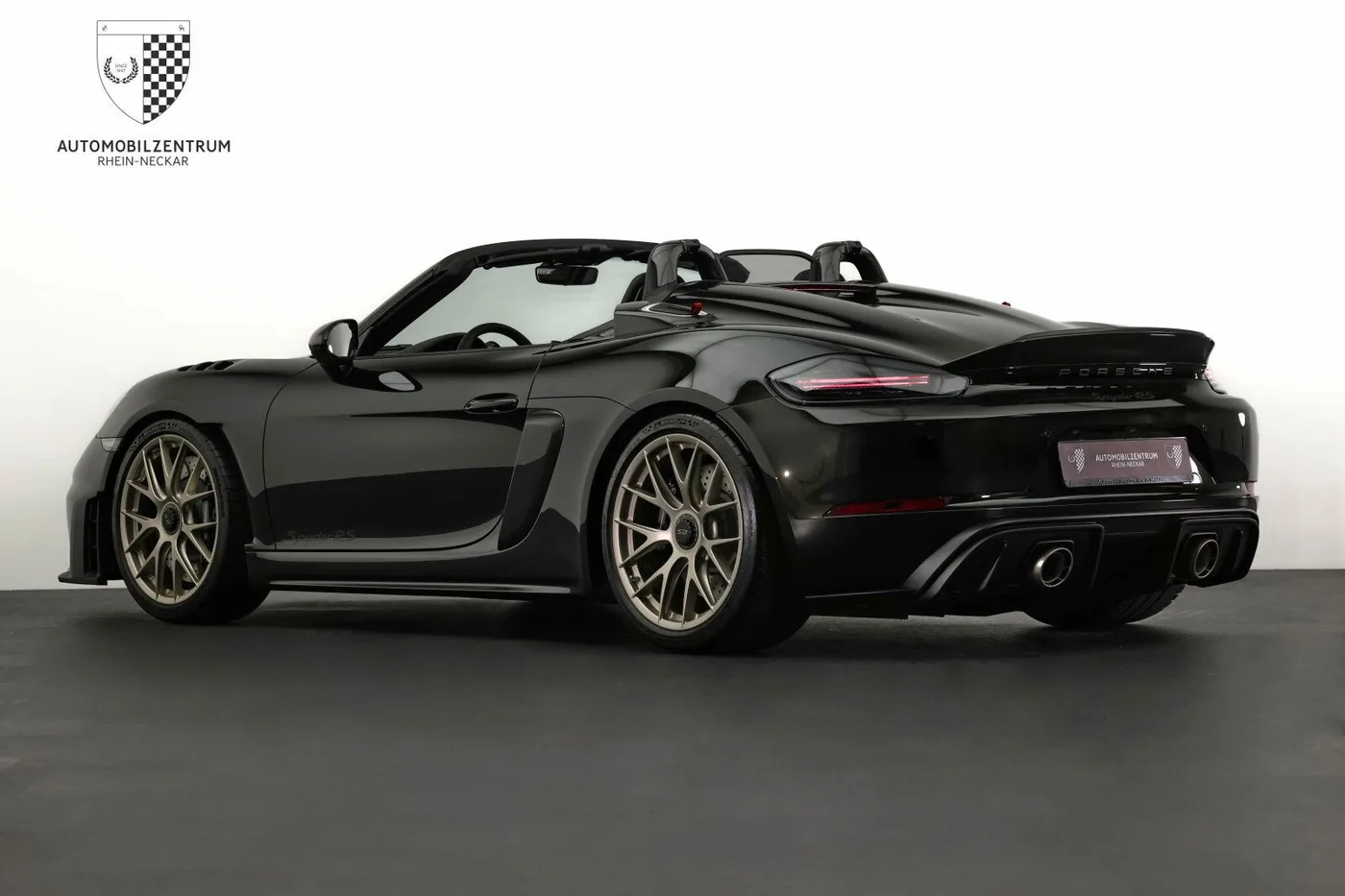 2025 Porsche 718 Spyder RS Weissach package proposée par un spécialiste de la supercar à Viernheim, Allemagne, photo 5 sur 25
