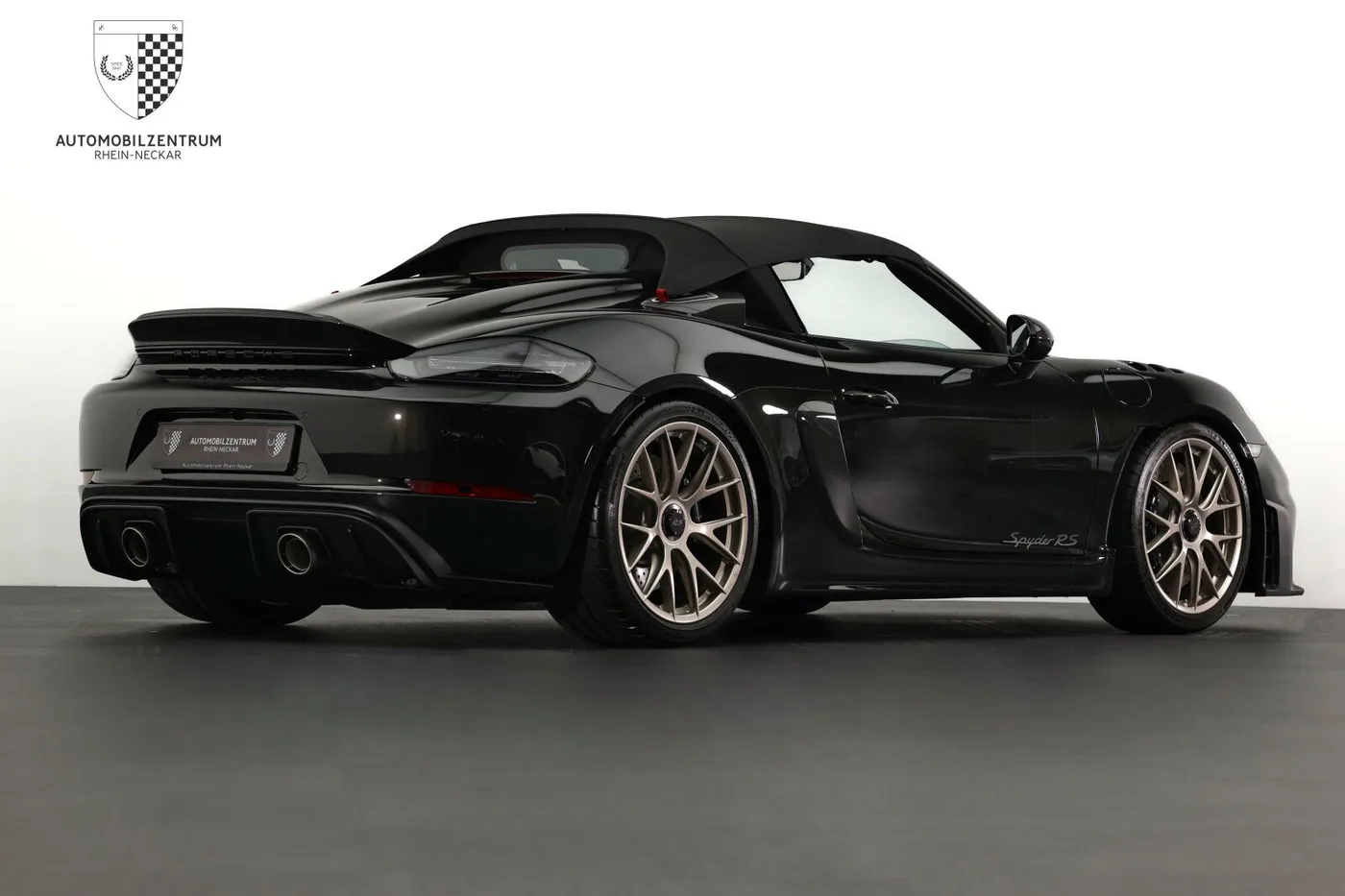 2025 Porsche 718 Spyder RS Weissach package proposée par un spécialiste de la supercar à Viernheim, Allemagne, photo 6 sur 25