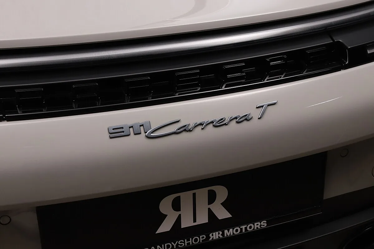 2025 Porsche 911 Carrera T Cabriolet offered by a specialist dealer in Unterweitersdorf, Austria, photo 7 of 15