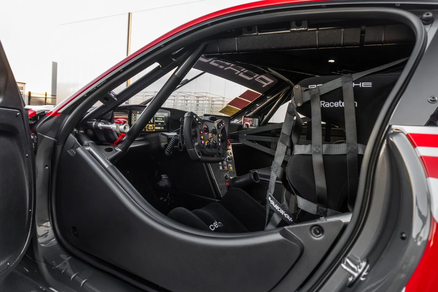 2025 Porsche 911 GT3 R Rennsport offered by a supercar dealer in Woerden, Netherlands, photo 22 of 25