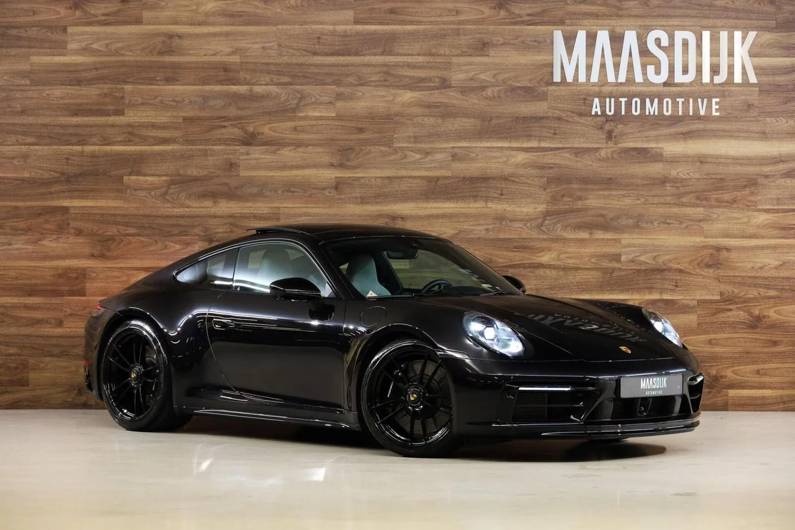 2025 Porsche 911 Carrera 4 GTS, 4/30