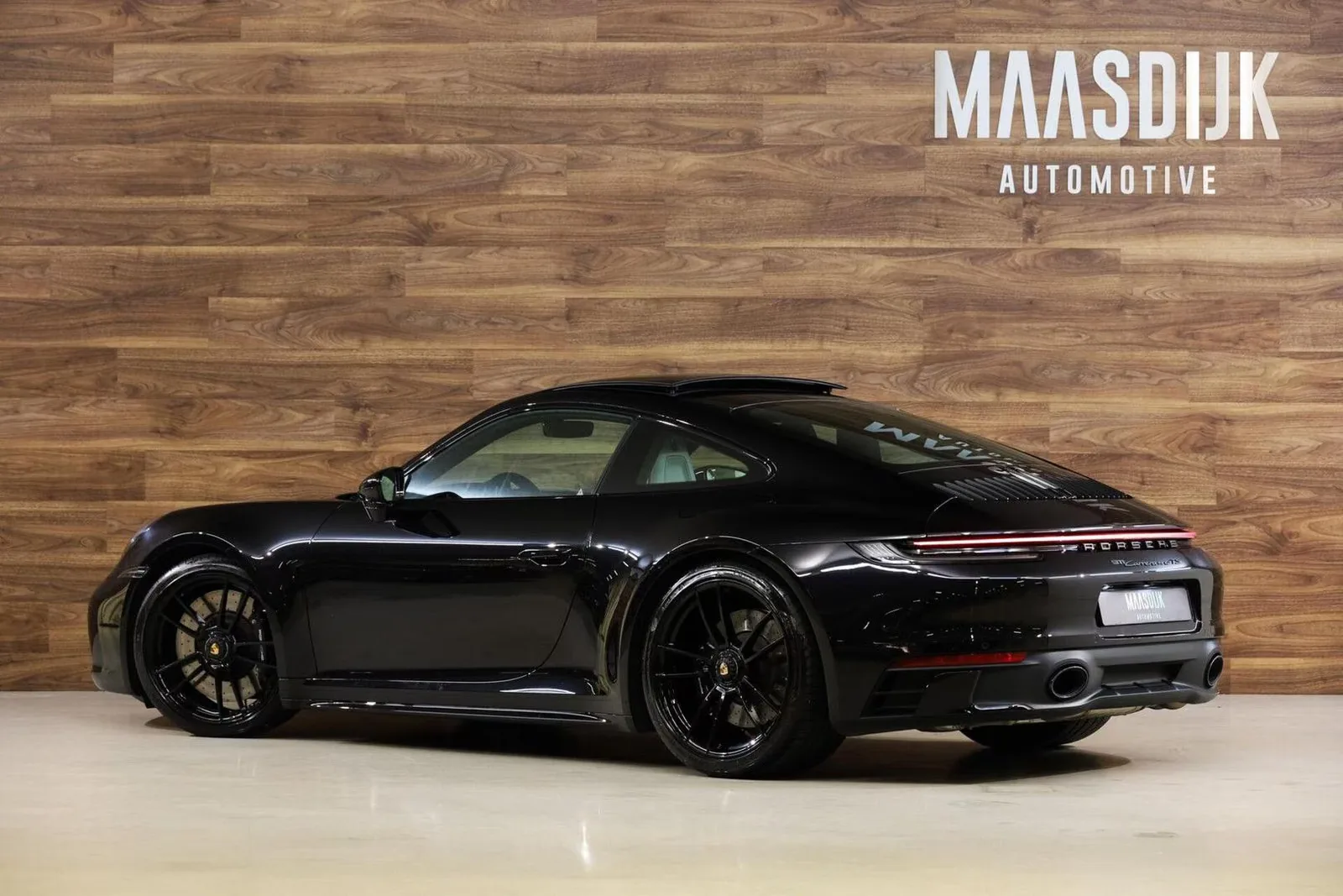 2025 Porsche 911 Carrera 4 GTS, 11/30
