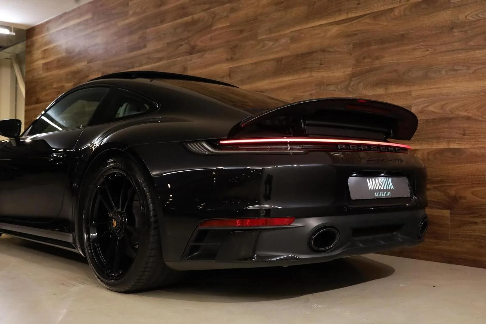 2025 Porsche 911 Carrera 4 GTS, 26/30