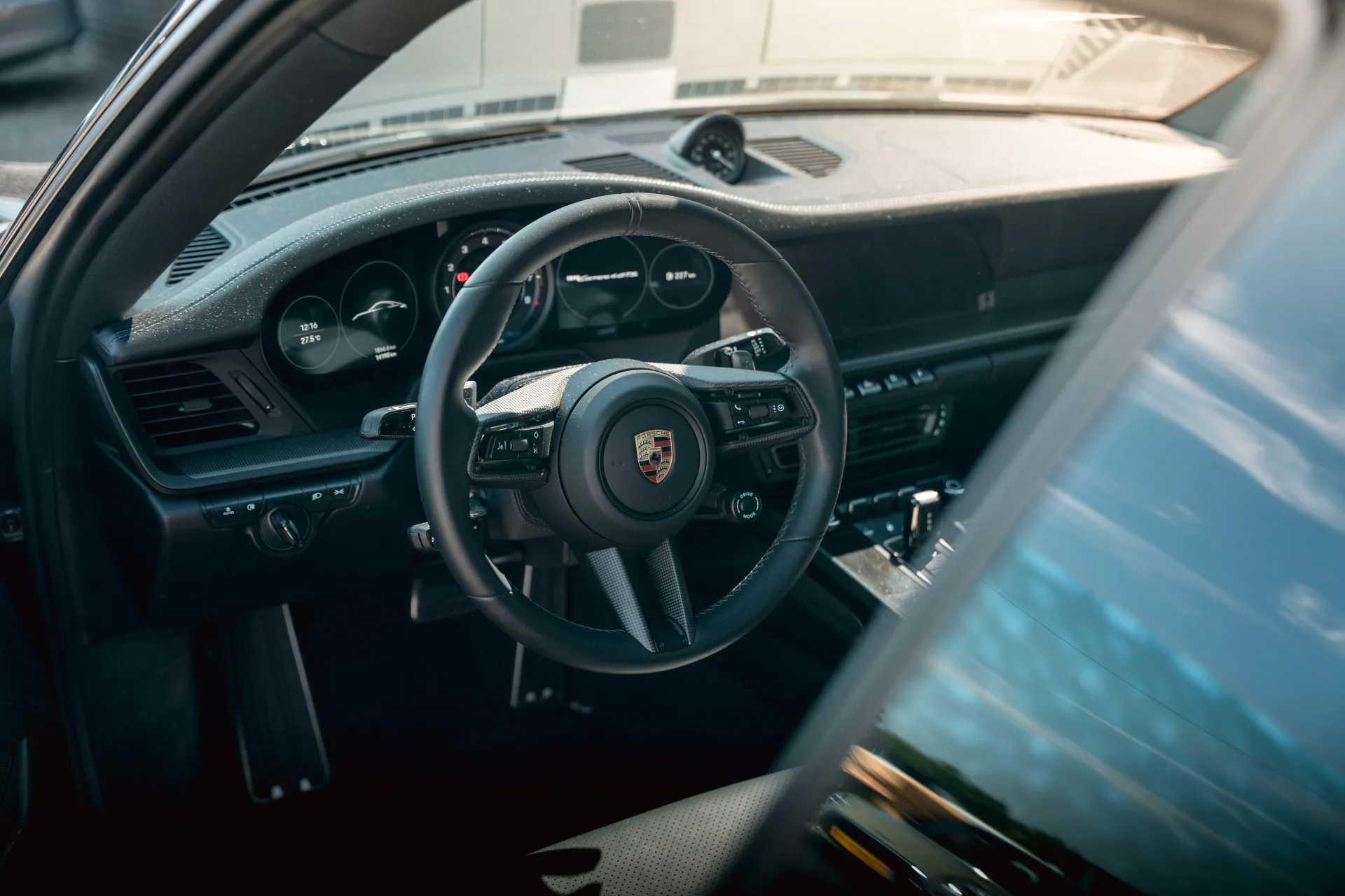 2025 Porsche 911 Carrera 4 GTS, 5/21