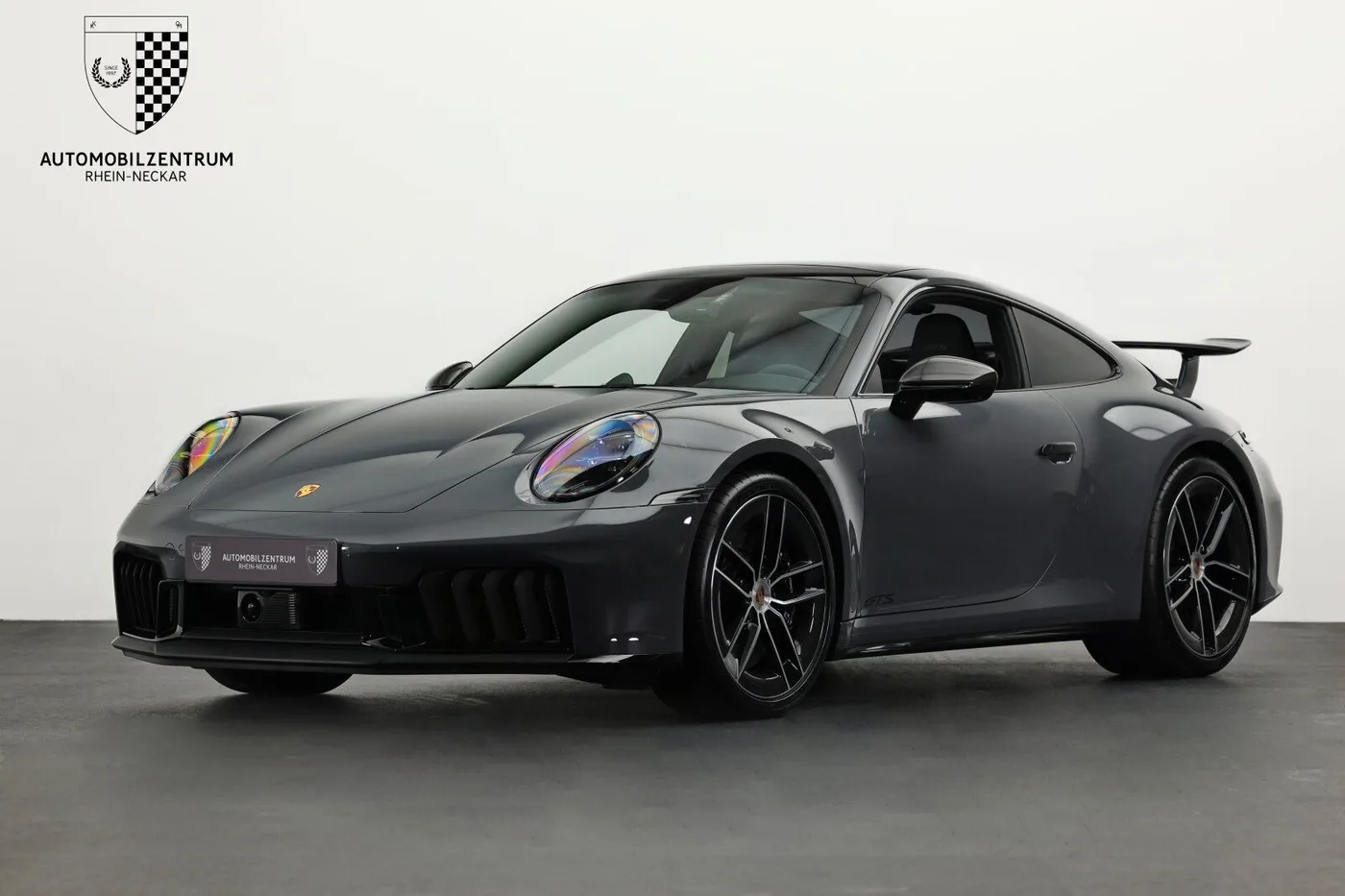 2025 Porsche 911 Carrera 4 GTS offered by a supercar dealer in Viernheim, Germany, photo 3 of 25