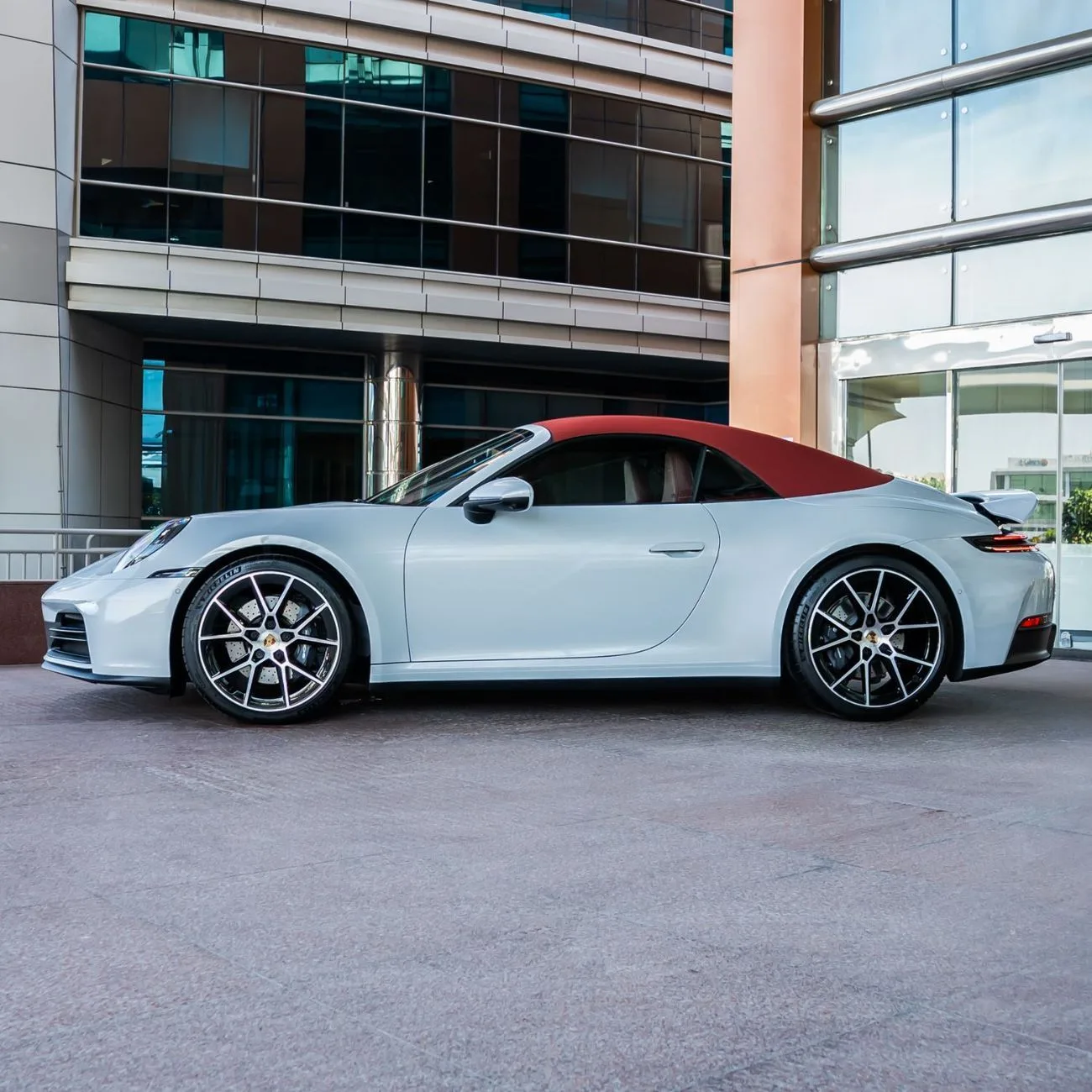 2025 Porsche 911 Carrera 4S offered by a specialist dealer in Dubai, United Arab Emirates, photo 5 of 15