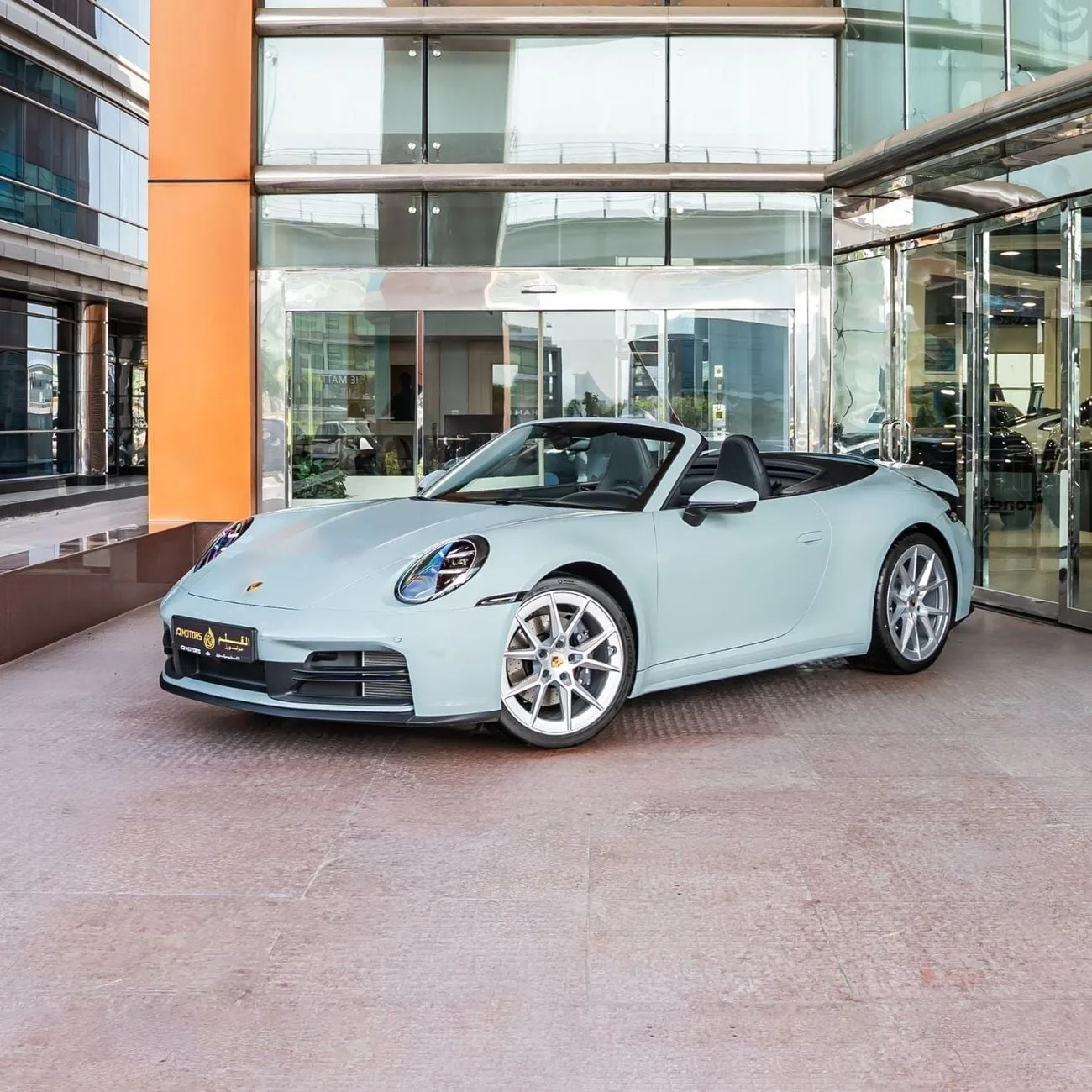 2025 Porsche 911 Carrera angeboten von einem Spezialhändler in Dubai, Vereinigte Arabische Emirate, Hauptfoto