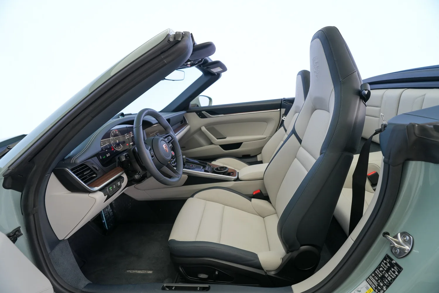2025 Porsche 911 Carrera Cabriolet, 8/15