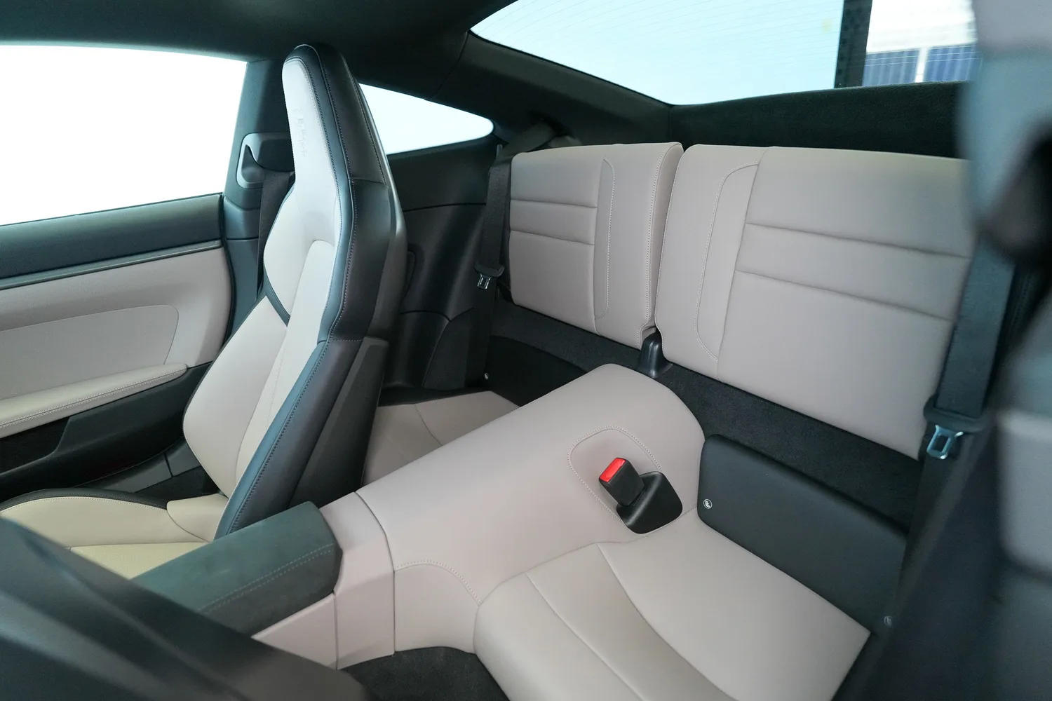 2025 Porsche 911 Carrera, 7/13