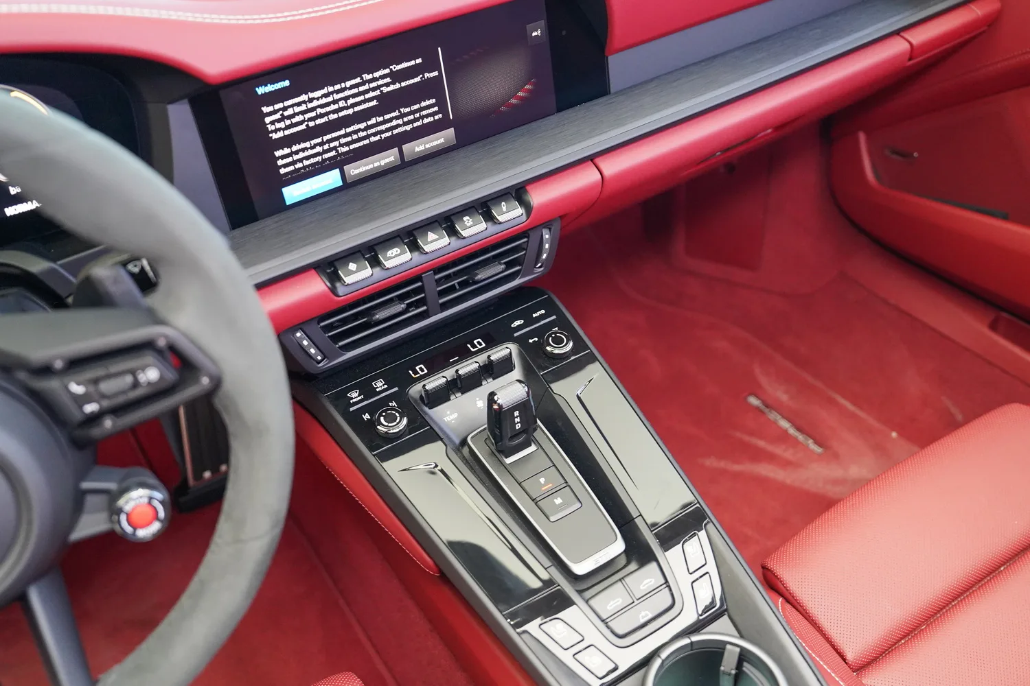2025 Porsche 911 Carrera GTS Cabriolet, 9/15