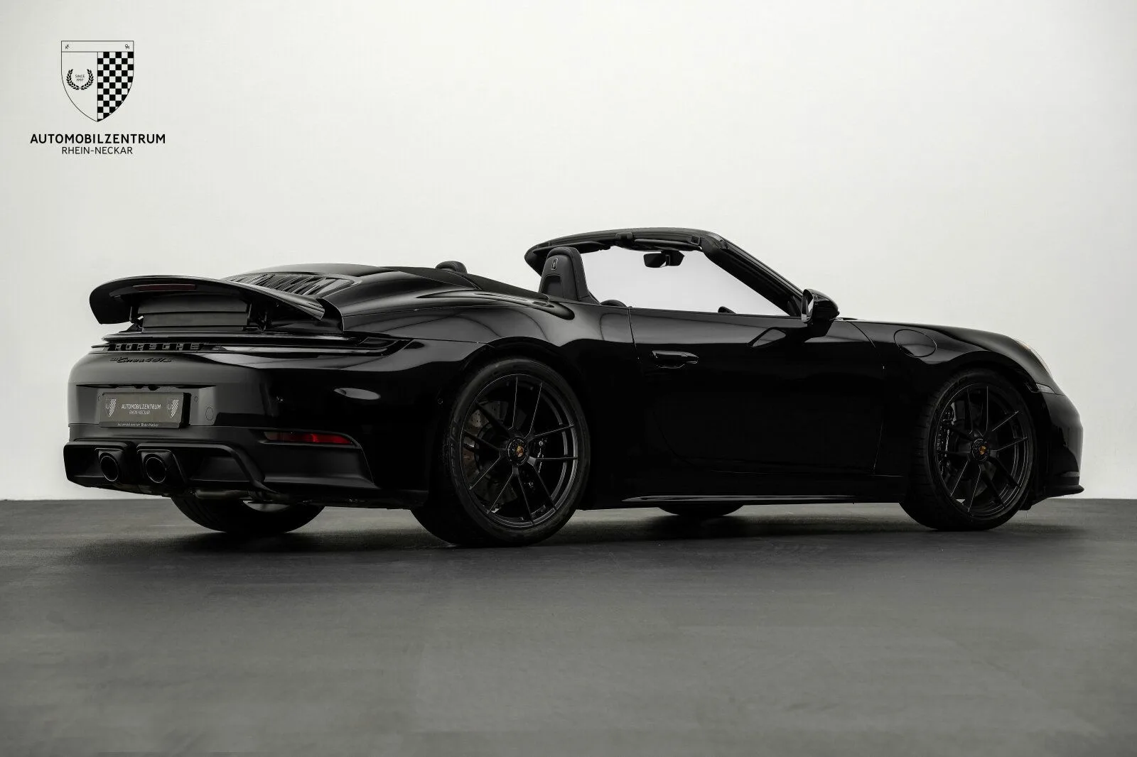 2025 Porsche 911 Carrera GTS Cabriolet, 7/30