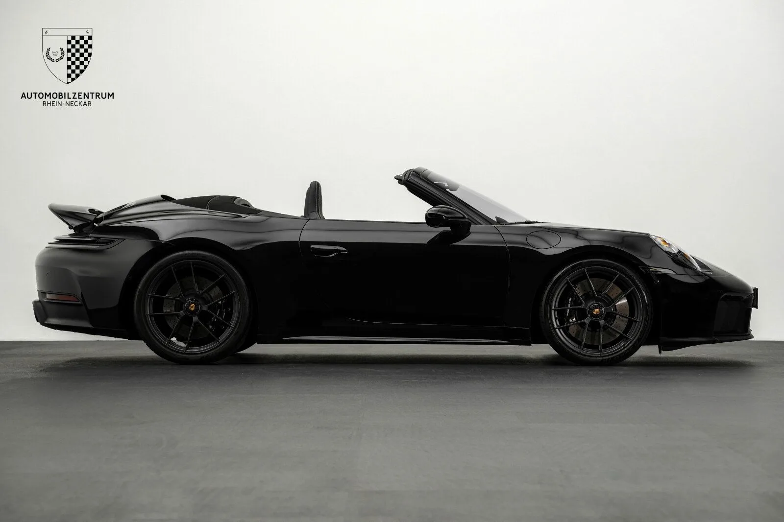 2025 Porsche 911 Carrera GTS Cabriolet, 8/30