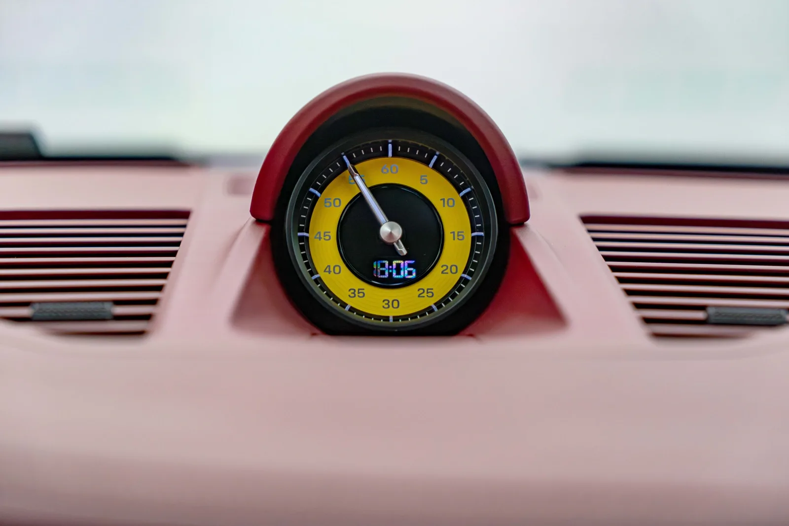 2025 Porsche 911 Carrera GTS T-Hybrid, 11/15