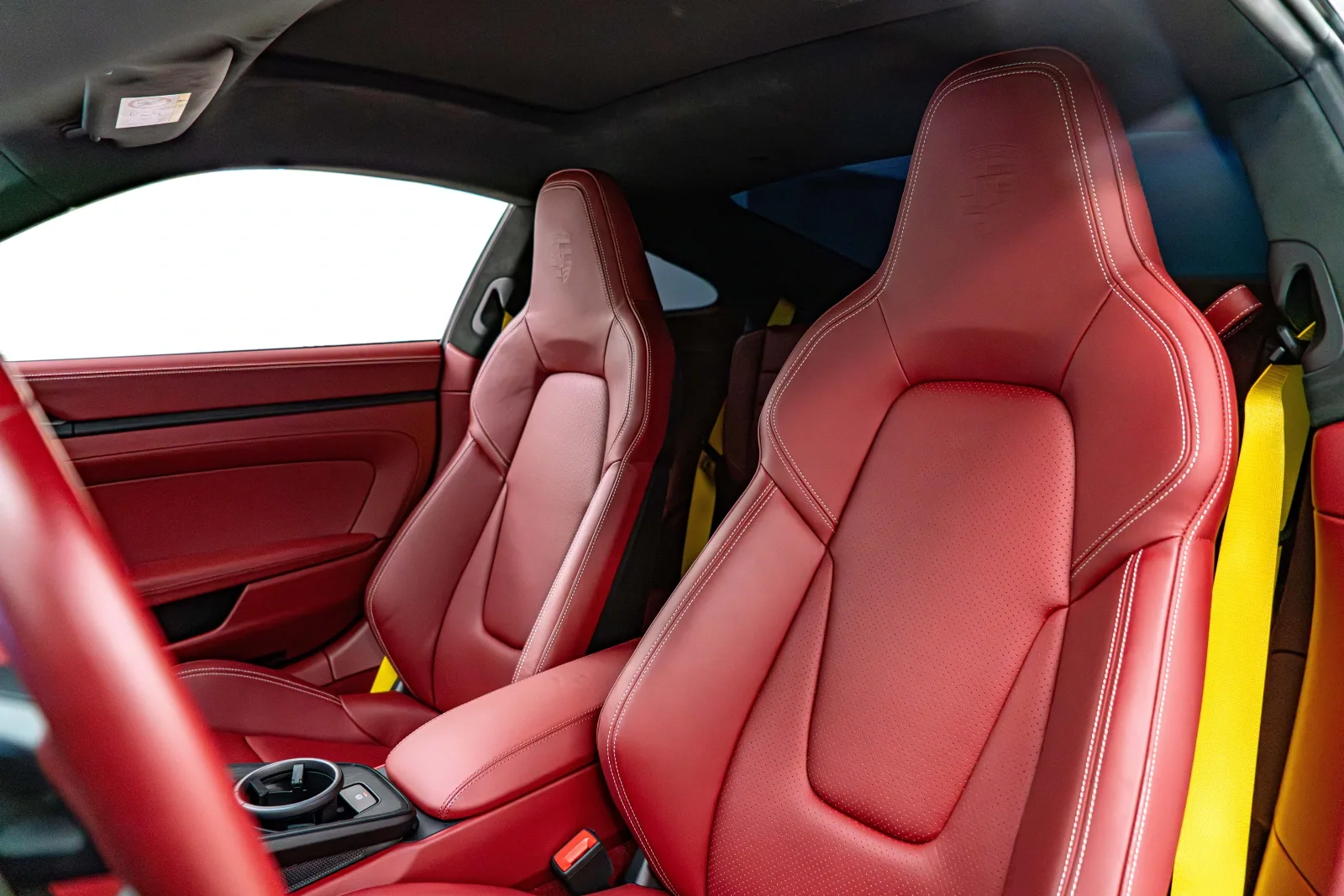 2025 Porsche 911 Carrera GTS T-Hybrid, 12/15