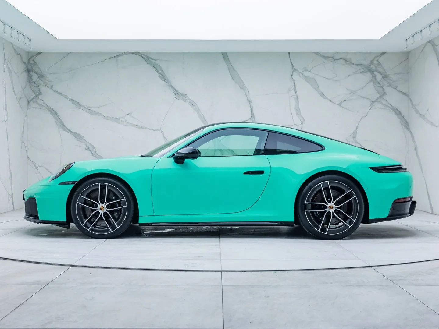 2025 Porsche 911 Carrera GTS 992.2, 4/30