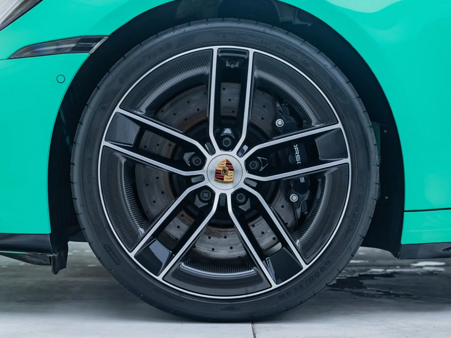 2025 Porsche 911 Carrera GTS 992.2, 18/30