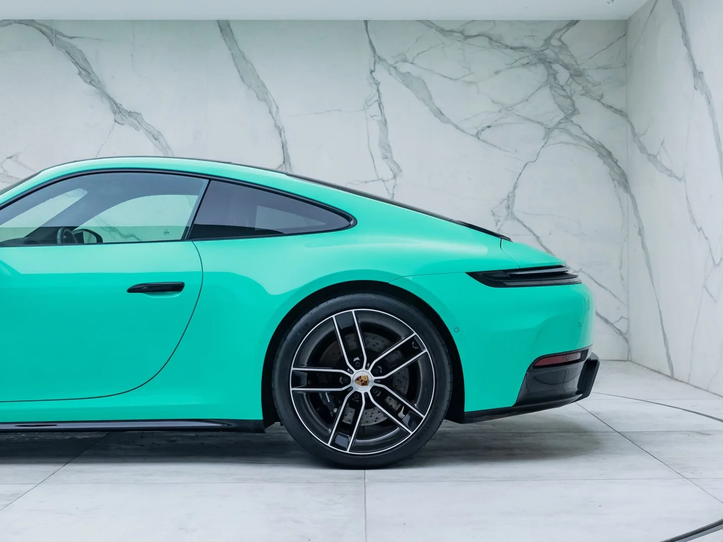 2025 Porsche 911 Carrera GTS 992.2, 29/30