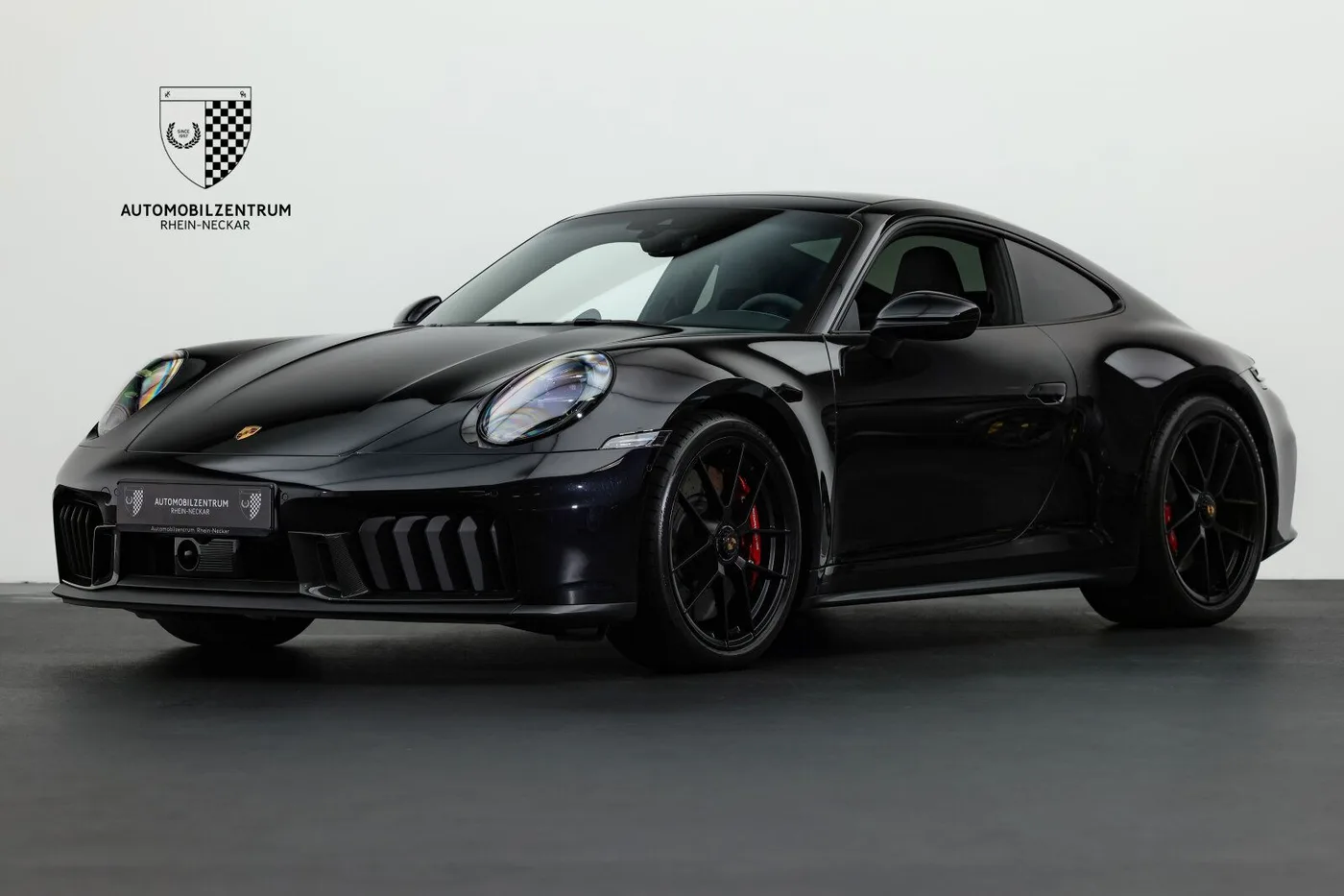 2025 Porsche 911 Carrera GTS proposée par un spécialiste de la supercar à Viernheim, Allemagne, photo 3 sur 25