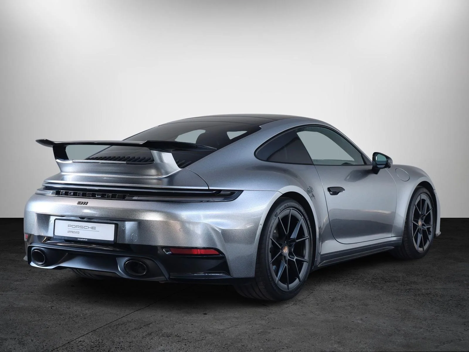 2025 Porsche 911 Carrera, 4/28