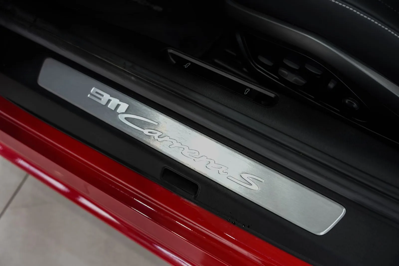 2025 Porsche 911 Carrera S, 13/30