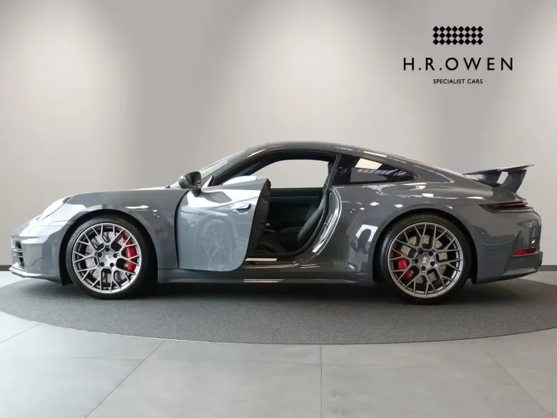 2025 Porsche 911 Carrera S, 6/28