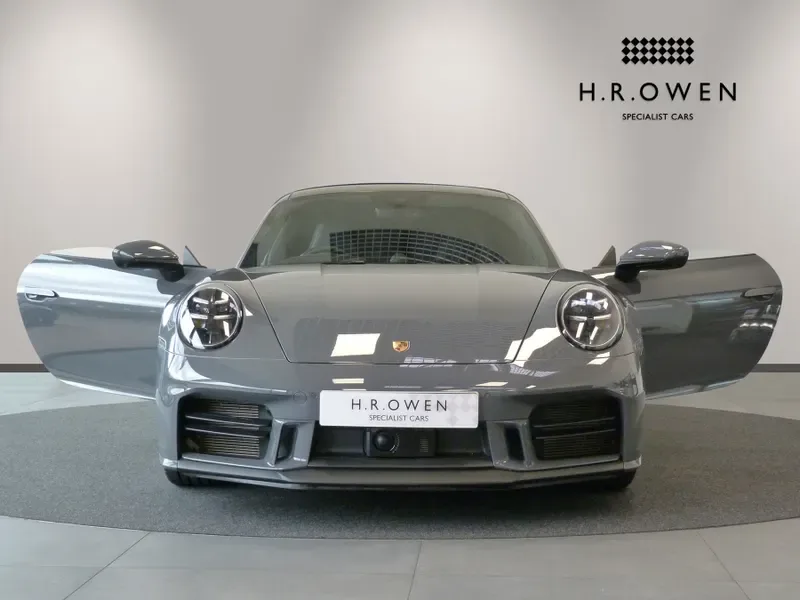 2025 Porsche 911 Carrera S, 8/28