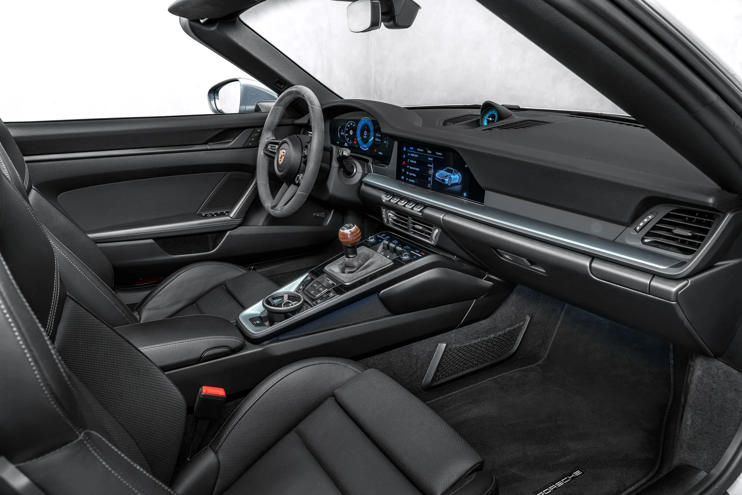 2025 Porsche 911 Carrera T Cabriolet, 15/28