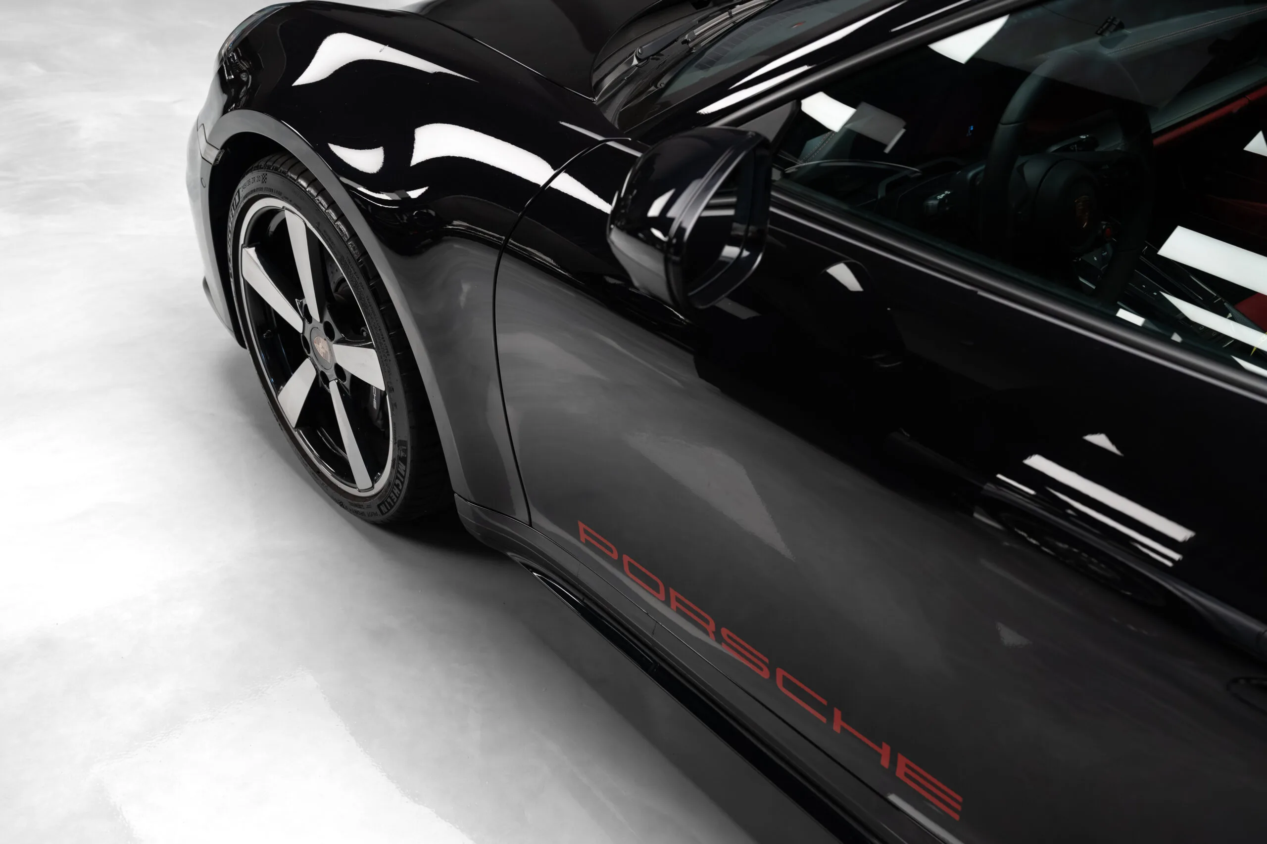 2025 Porsche 911 Carrera 992.2, 7/30