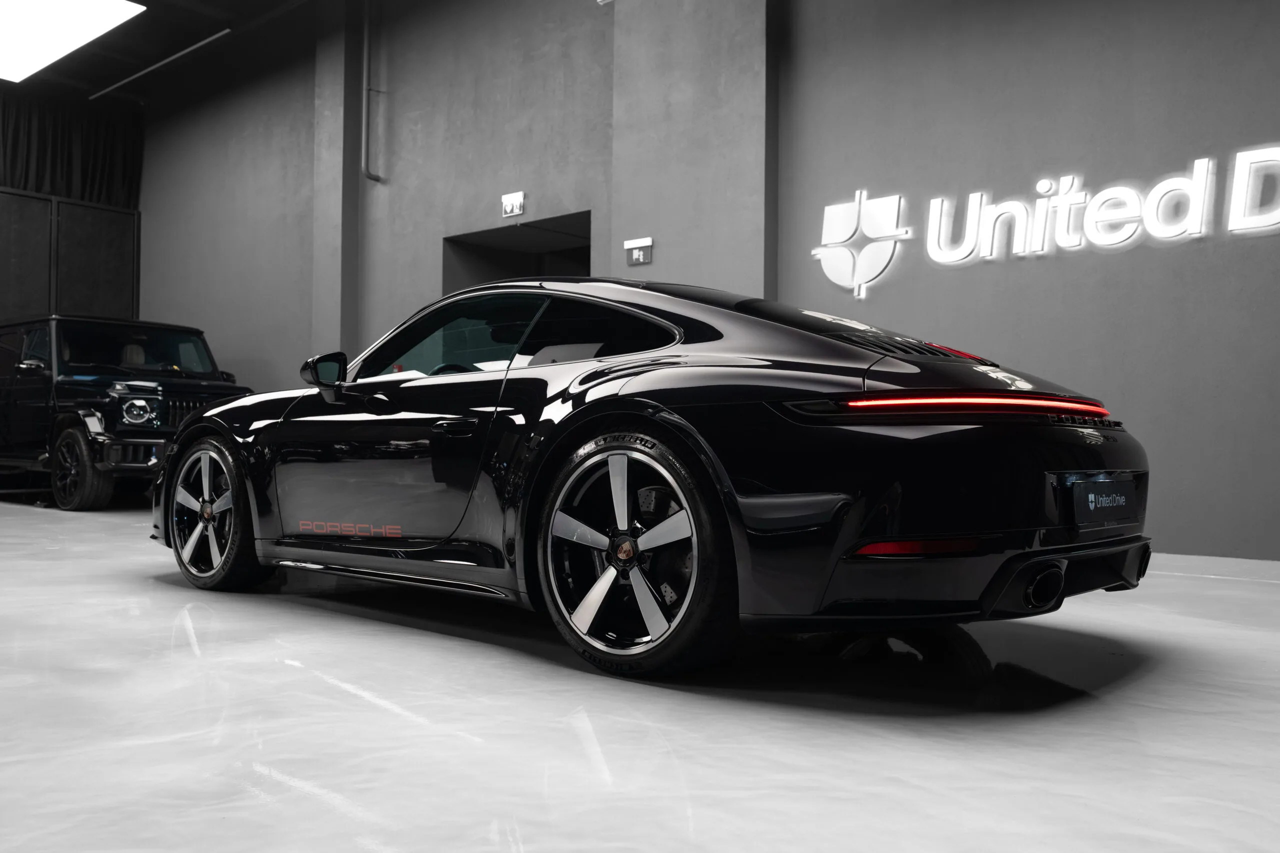 2025 Porsche 911 Carrera 992.2, 8/30