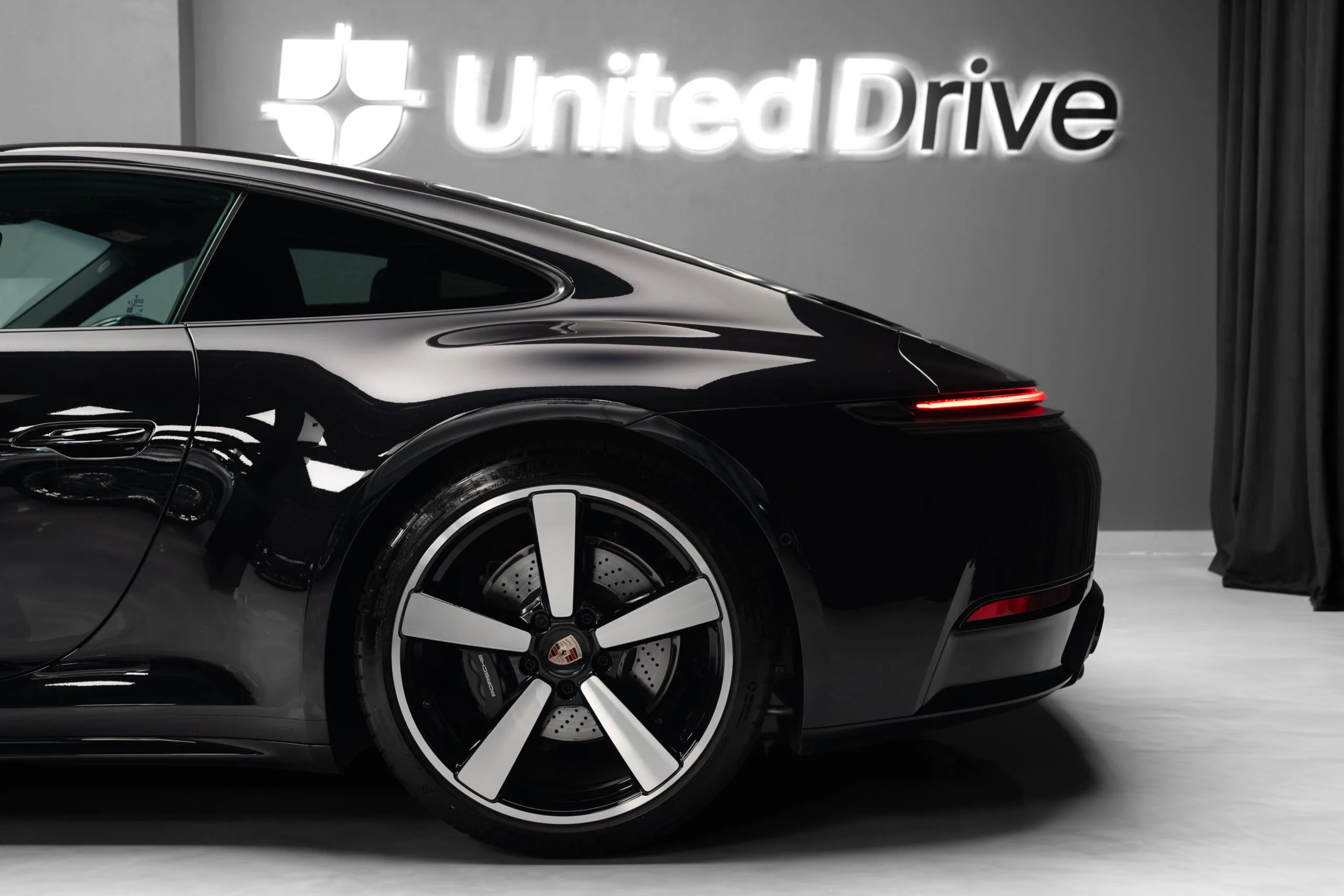 2025 Porsche 911 Carrera 992.2, 9/30