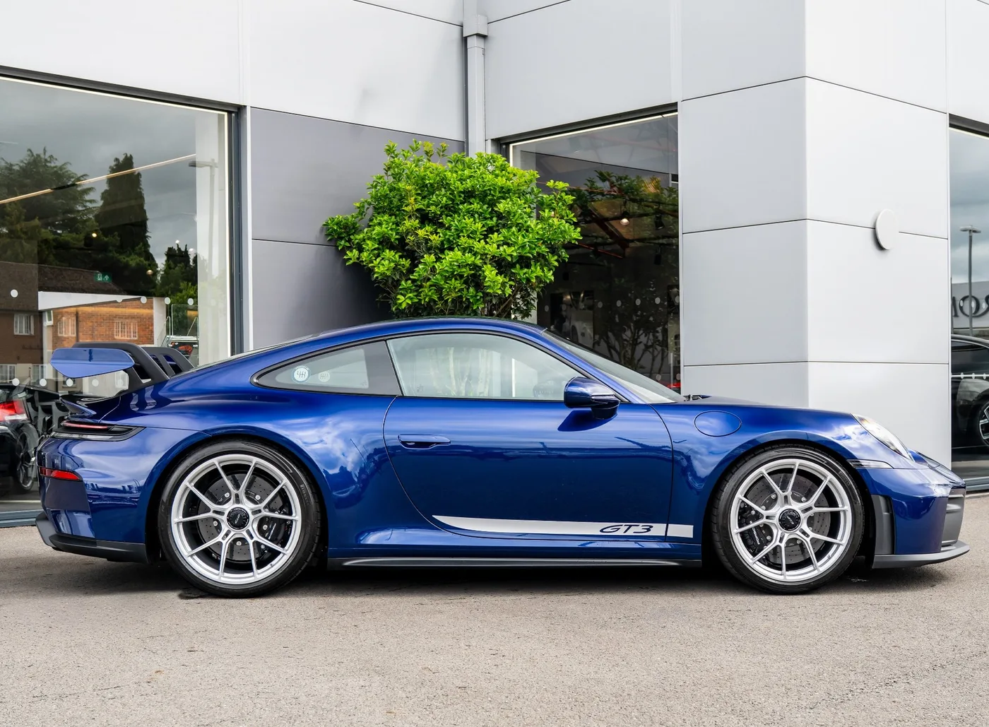 2025 Porsche 911 GT3 proposée par un concessionnaire spécialisé à Banstead, Royaume-Uni, photo 3 sur 15