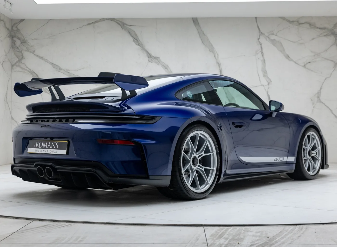 2025 Porsche 911 GT3 proposée par un concessionnaire spécialisé à Banstead, Royaume-Uni, photo 6 sur 15