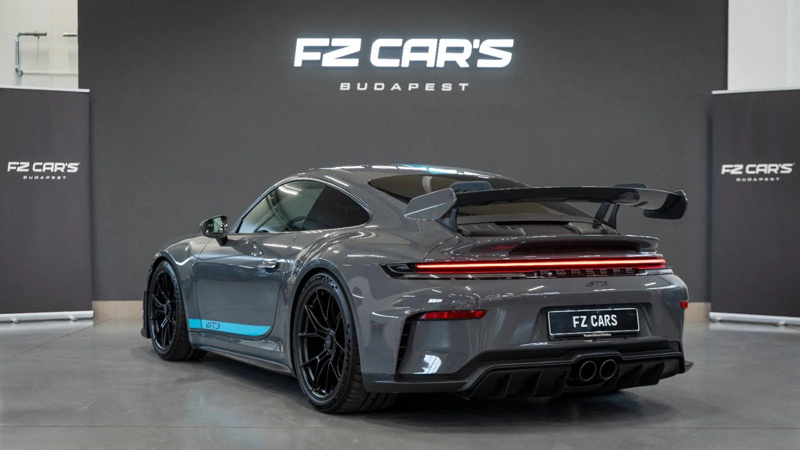 2025 Porsche 911 GT3, 3/14