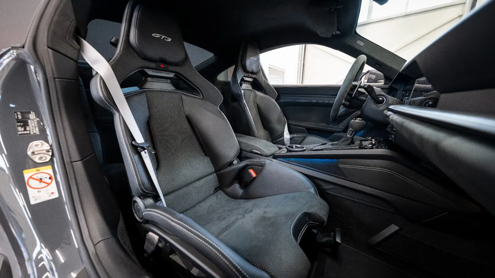 2025 Porsche 911 GT3, 13/14
