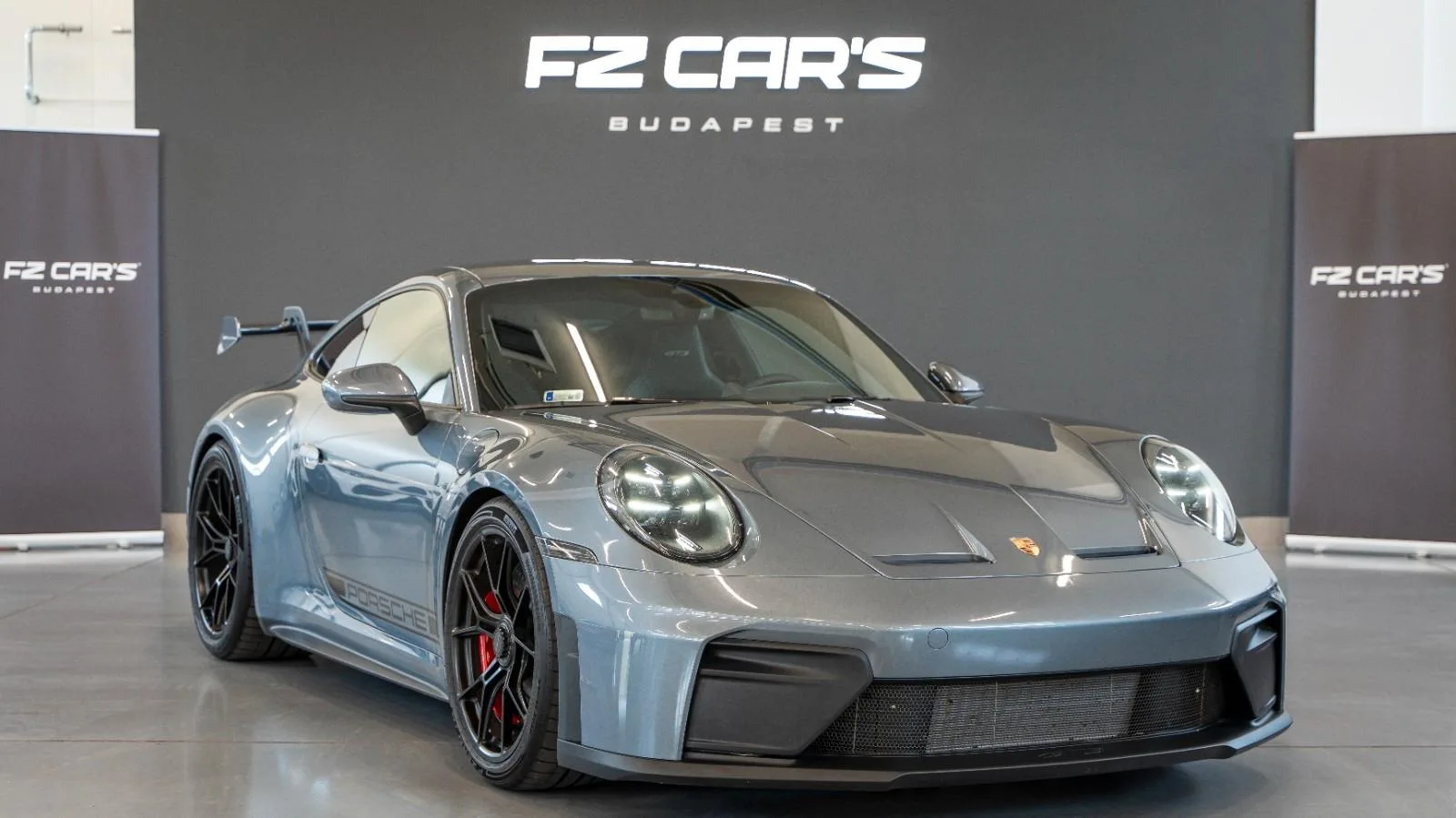 2025 Porsche 911 GT3, 2/13