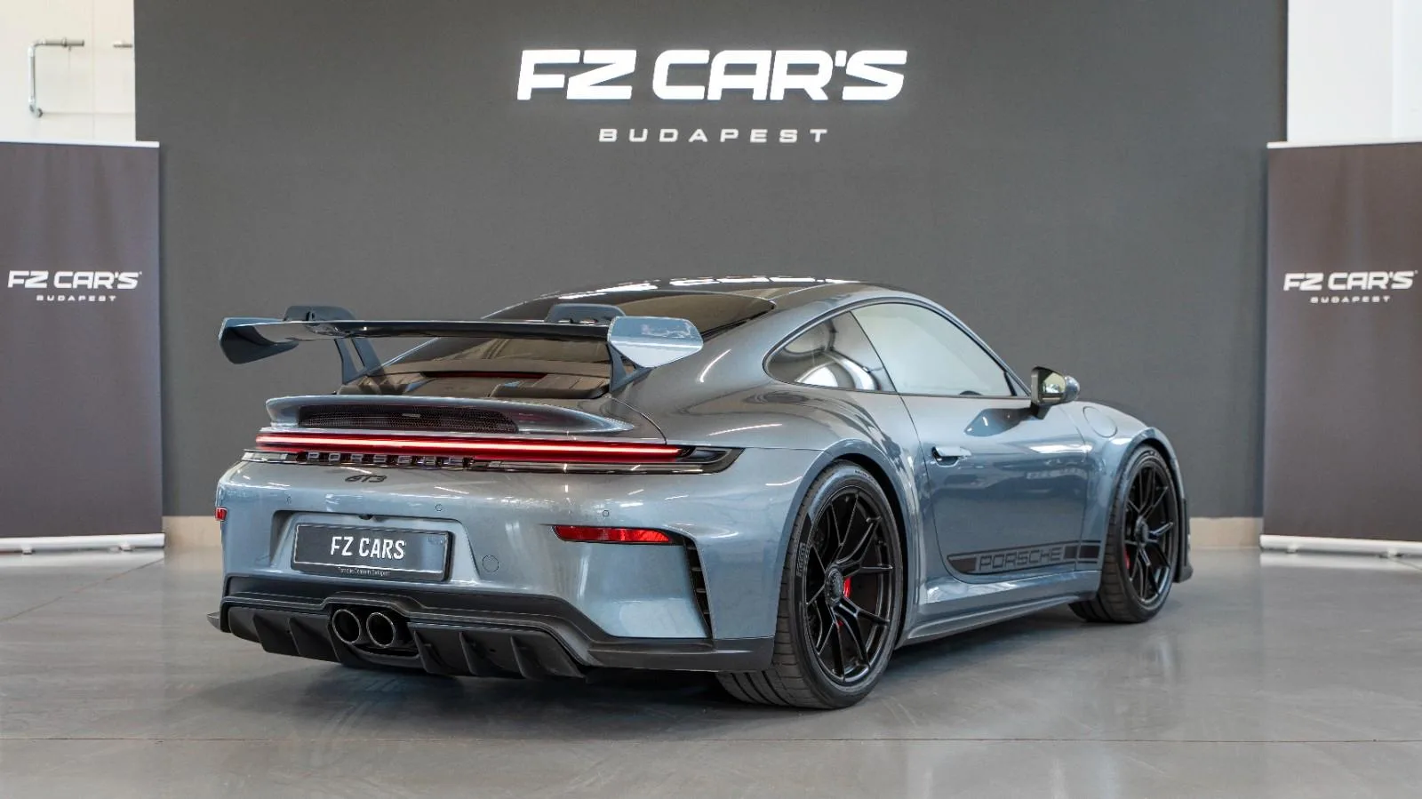2025 Porsche 911 GT3, 4/13