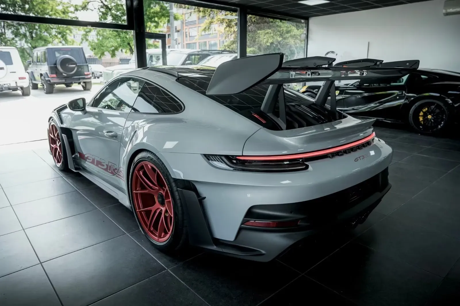 2025 Porsche 911 GT3 RS Weissach, 4/27