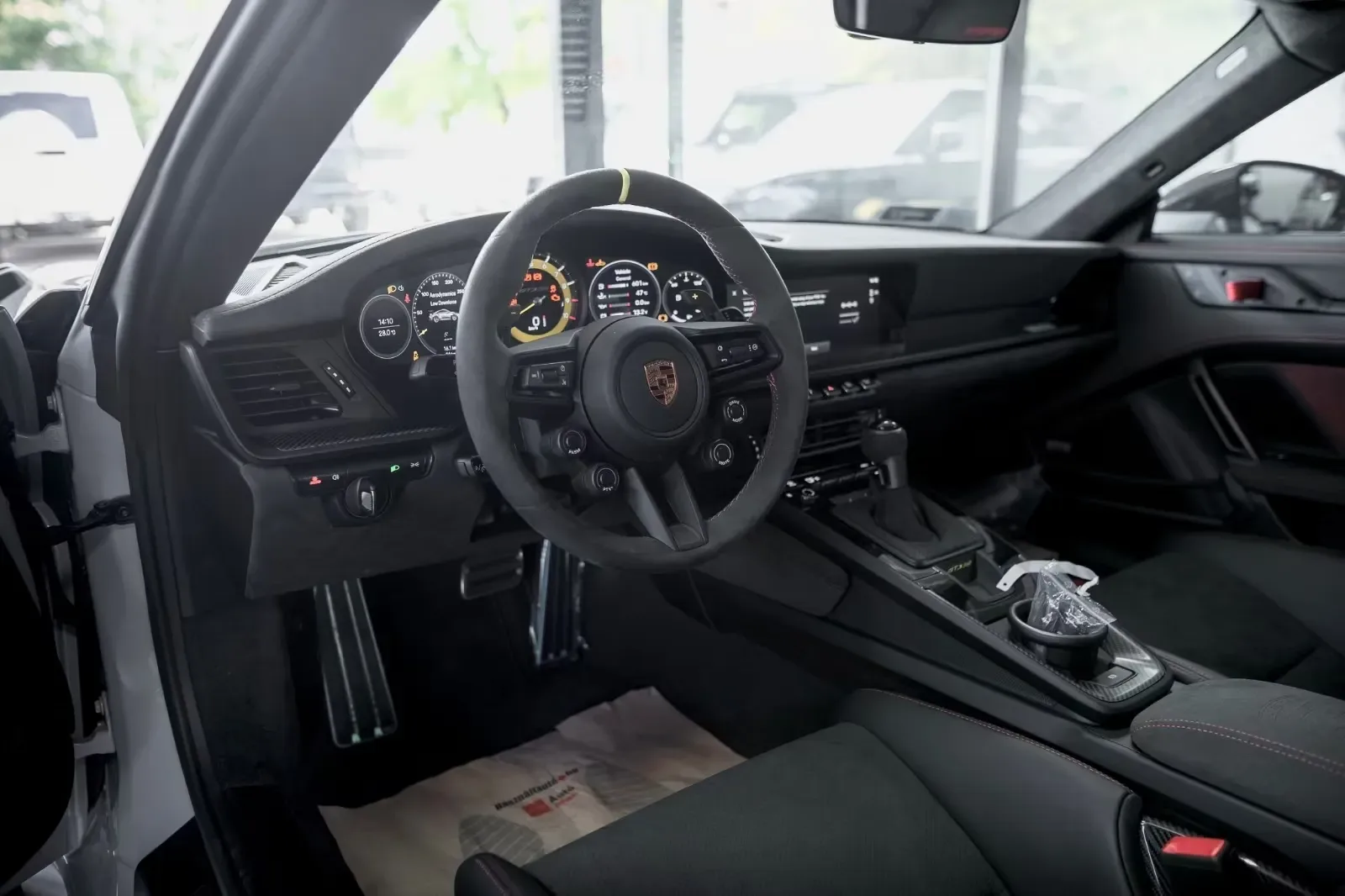2025 Porsche 911 GT3 RS Weissach, 5/27