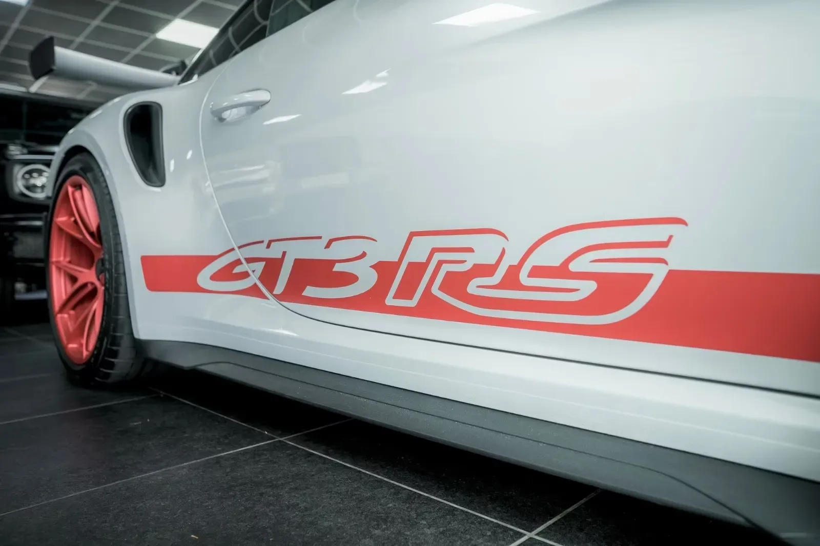 2025 Porsche 911 GT3 RS Weissach, 11/27