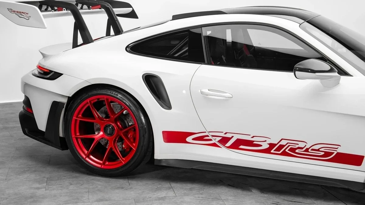2025 Porsche 911 GT3 RS, 15/30