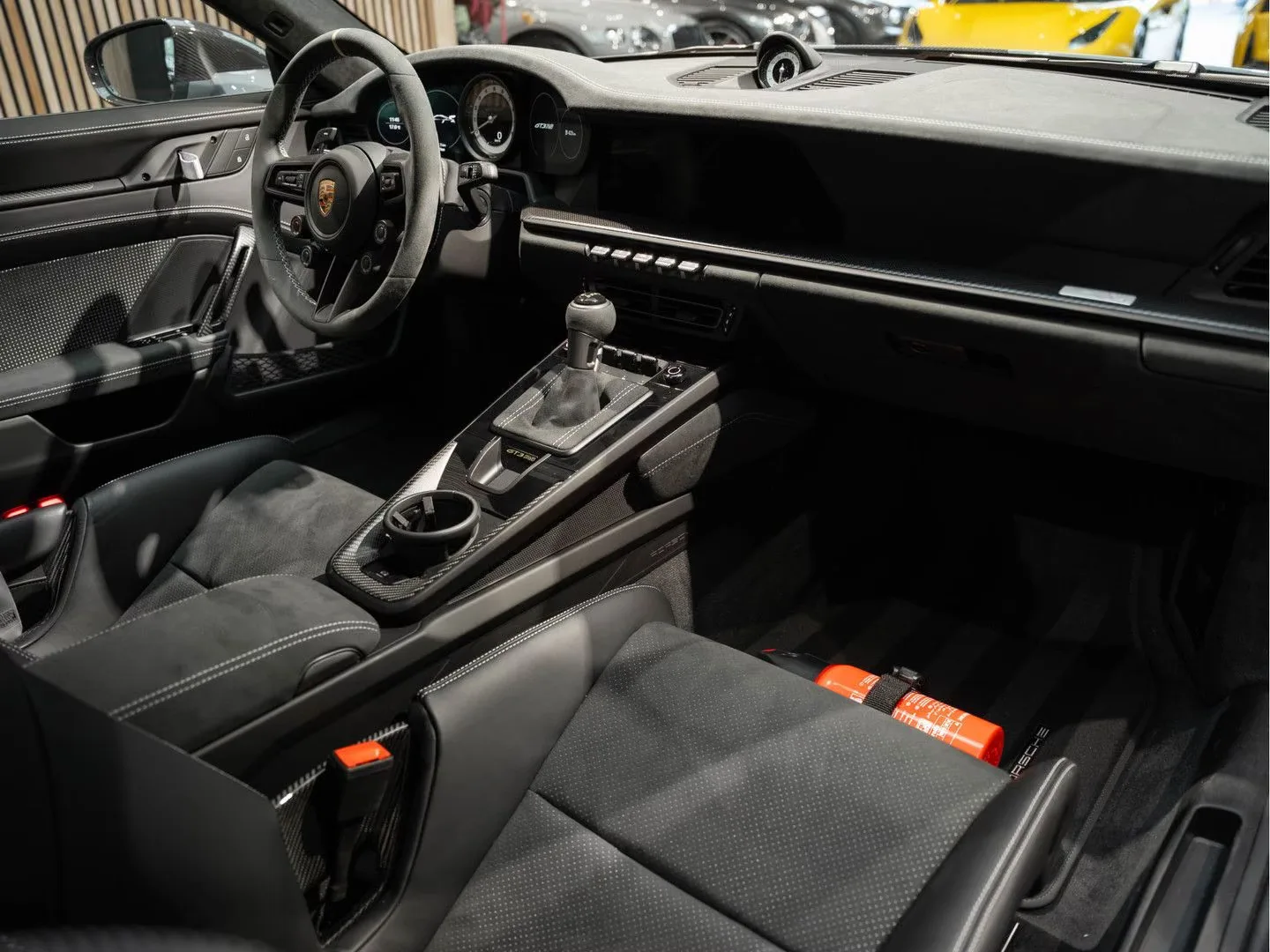 2025 Porsche 911 GT3 RS Weissach, 8/30