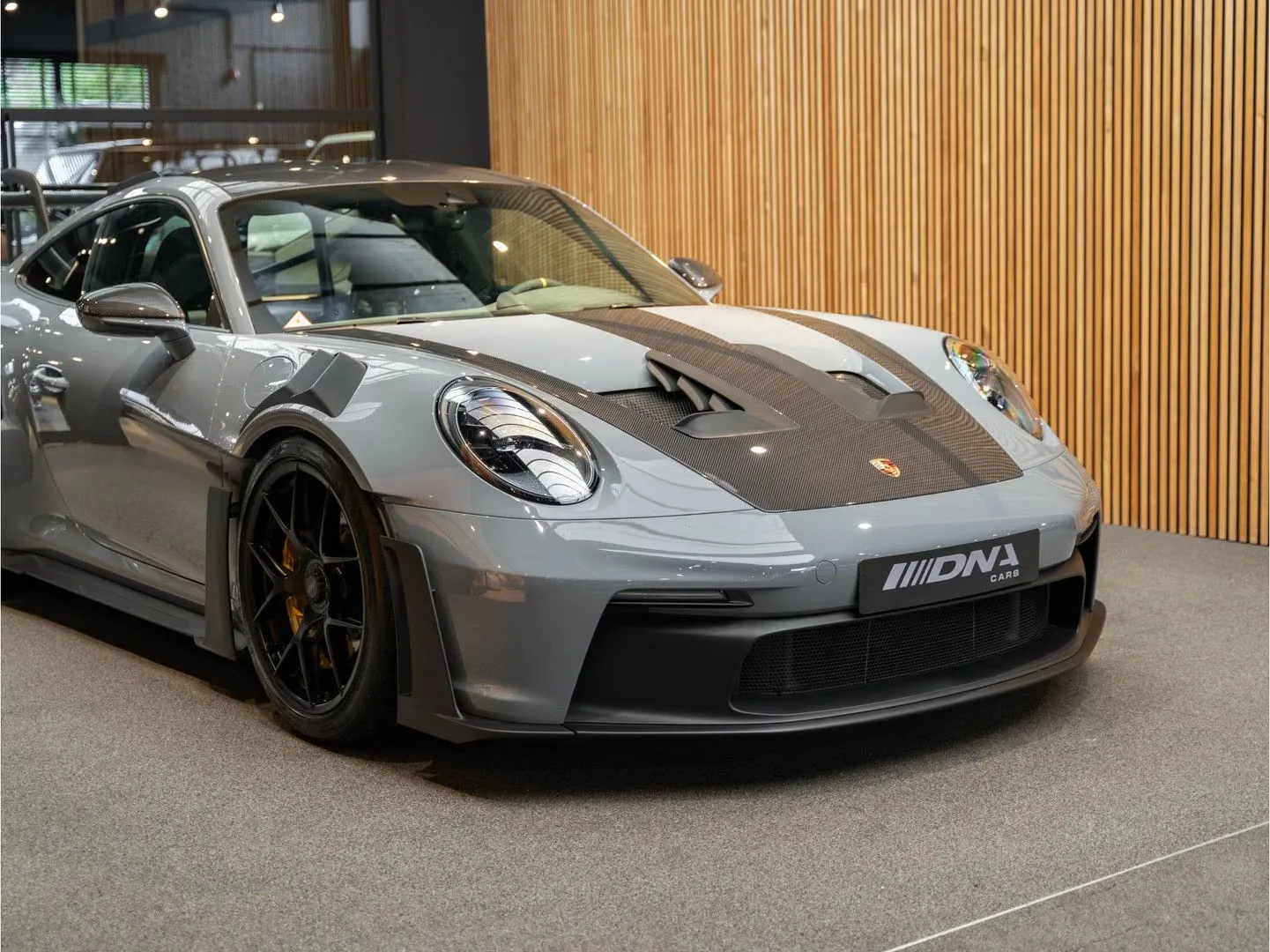 2025 Porsche 911 GT3 RS Weissach, 10/30