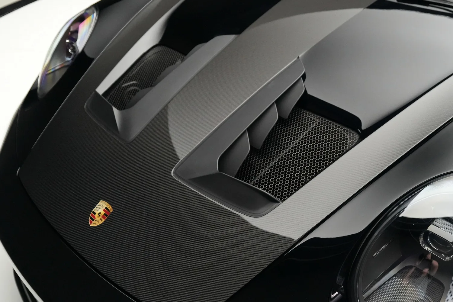 2025 Porsche 911 GT3 RS Weissach, 12/17