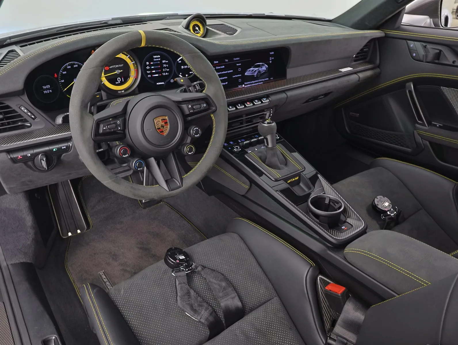 2025 Porsche 911 GT3 RS Weissach, 10/26