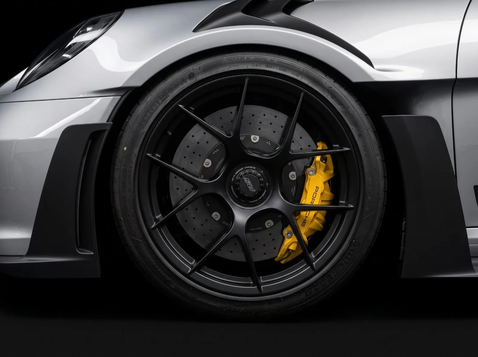 2025 Porsche 911 GT3 RS Weissach, 6/16